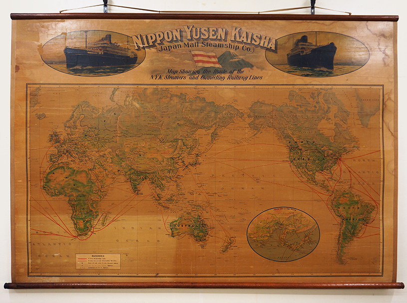 画像日本郵船株式会社　世界地図海図鉄道路線図修復後
